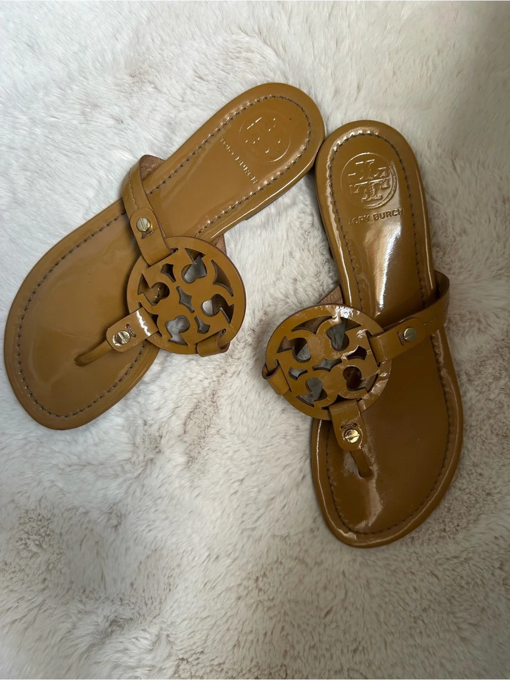 Tory Burch Cognac Patent Leather Miller Logo Thong Sandals